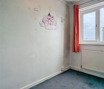 2 bedroom townhouse to rent - Photo 3