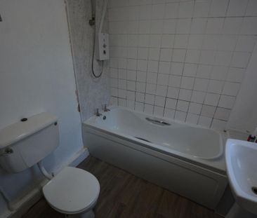 3 bedroom terraced house to rent - Photo 6