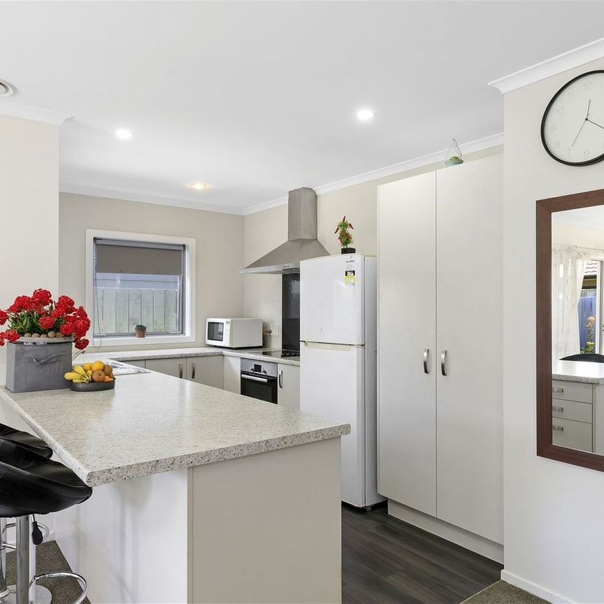 11 Hauora Lane, Taita - Photo 1