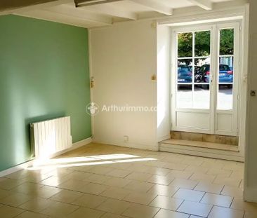 Location Maison 4 pièces 60 m2 à Matha - Photo 2