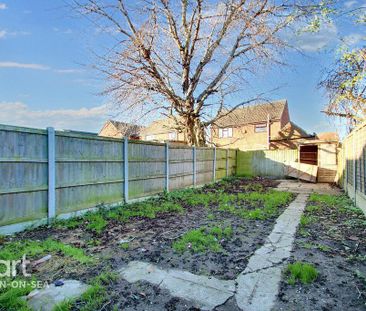 3 bedroom semi-detached house to rent - Photo 2