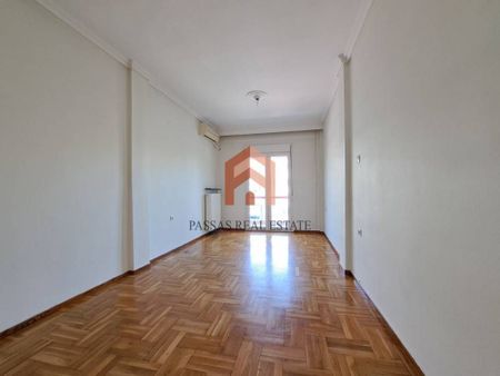 Διαμέρισμα για ενοικίαση Κέντρο (Χαριλάου) - Photo 2