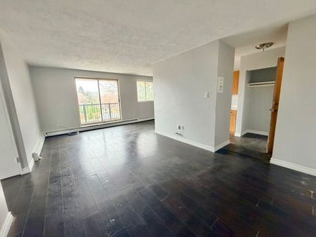 For Lease - 76 Vanier Drive Unit# 302, Chatham-Kent, Ontario - Photo 2