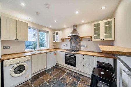 Wheelwright Close, Bushey, WD23 - Photo 3