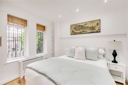 Romney Mews, Marylebone, W1U, London - Photo 4