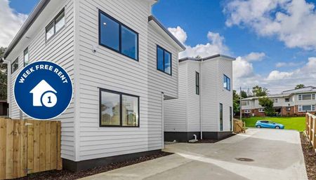Stylish Living in Te Atatu South! - Photo 5