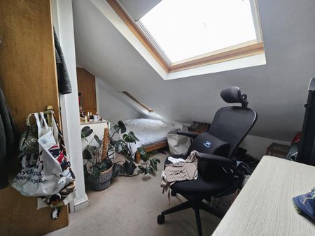 4 bedroom terraced house to rent - Photo 4