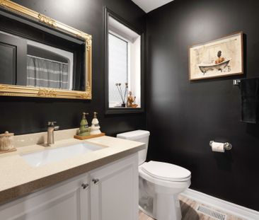 For Lease - 8196 MCLEOD Road Unit# 2 UPPER, Niagara Falls, Ontario - Photo 3