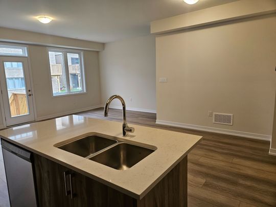 For Lease - 22 Ziibi Way Unit# Upper, Clarington, Ontario - Photo 1