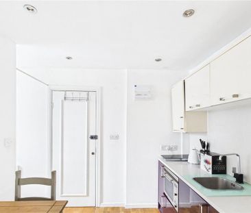 Property to rent - Photo 2