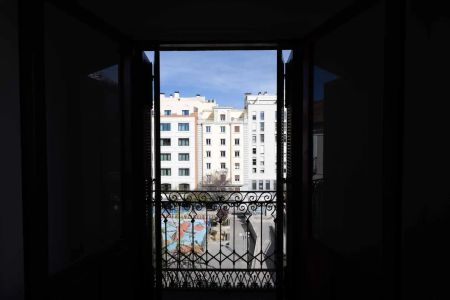 Apartamento de alquiler en Cuesta Santo Domingo, Palacio - Photo 5