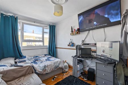 4 bedroom apartment to rent - Photo 4