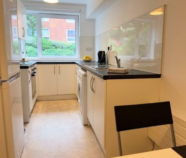 2 bedroom flat to rent - Photo 5
