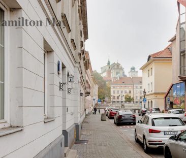 Ciche i klimatyczne mieszkanie na Mariensztacie - Photo 3