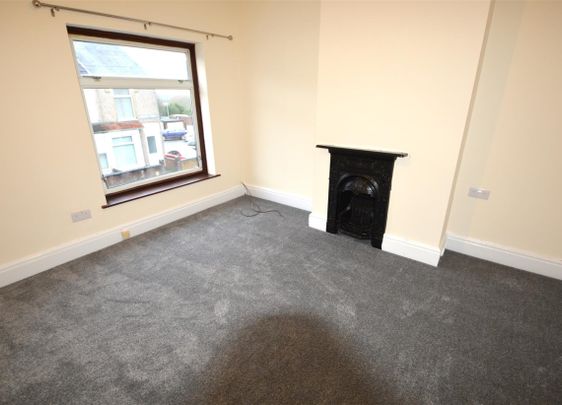 3 bedroom house - terraced to rent - Photo 1