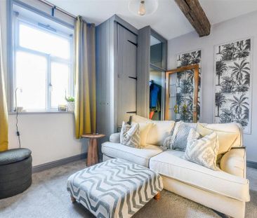 2 bedroom terraced house to rent - Photo 3