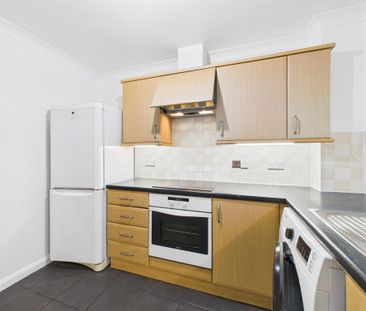 2 bedroom flat to rent - Photo 6