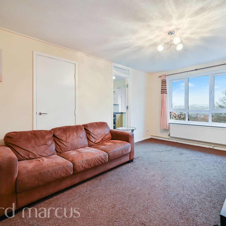 Well Close, Streatham - Photo 1