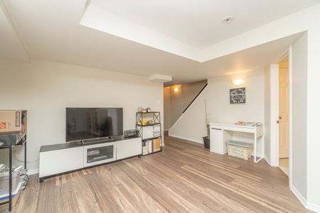 For Lease - 103 Osnabrook Private, Barrhaven, Ontario - Photo 3