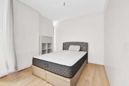 Contemporary 1 Bedroom Apartment in Central Park Complex - Photo 5