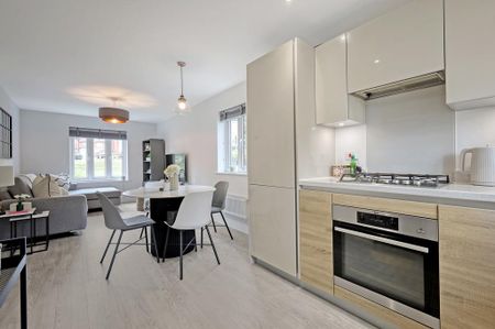 2 bedroom flat to rent - Photo 2