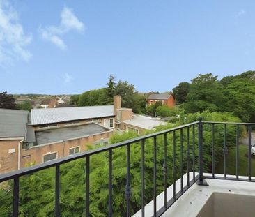 2 bedroom apartment to rent - Photo 6