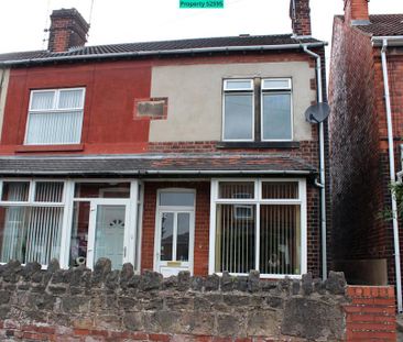 3 bedroom end of terrace house to rent - Photo 1