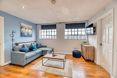 Colson Court - Photo 4