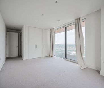 3 bedroom flat to rent - Photo 4