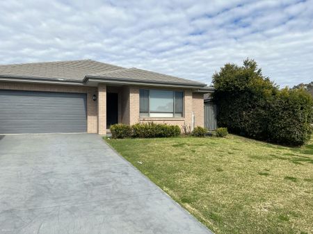 Large Family Home in Beautiful Calala - Photo 5