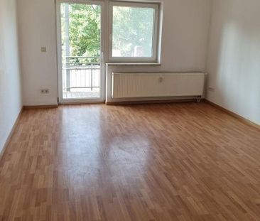 Perfekte Wohnung mit WohlfÃ¼hlcharakter, schÃ¶nem Balkon und Tagesl... - Foto 2