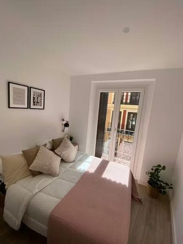 Calle de Tetuán, Madrid, Community of Madrid 28013 - Photo 5