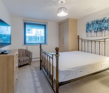 Azure West, The Hoe, Plymouth - Photo 3