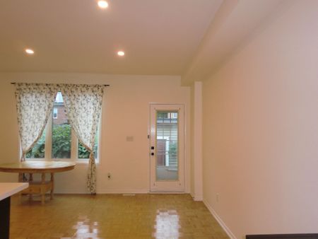 For Lease - 32 Leitch Avenue, Toronto, Ontario - Photo 4