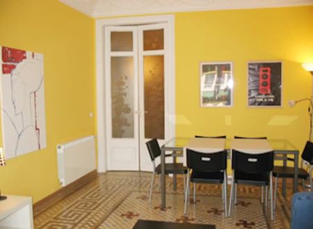 Carrer de Mallorca, Barcelona, Catalonia 08037 - Photo 2