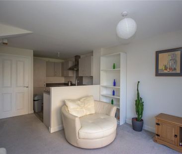 4 bedroom townhouse to rent - Photo 2