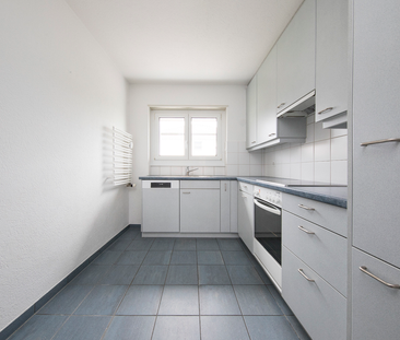 grosse, helle Familienwohnung an ruhiger Lage! - Photo 1