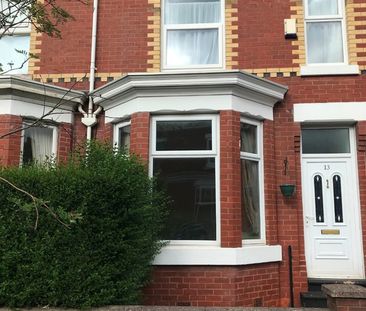 Room in a Shared House, Alphonsus Street, M16 - Photo 5