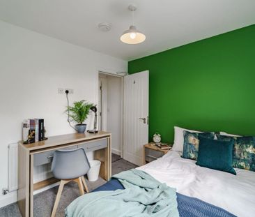 5 bedroom terraced house to rent - Photo 2