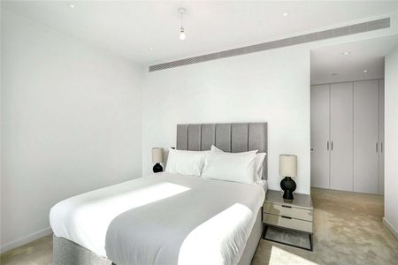 A brand new three bedroom apartment in this sought after development, One Thames City. - Photo 4