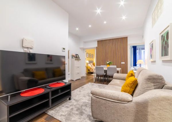 Plaza de Matute, Madrid, Community of Madrid 28012