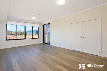 219/8 Roland Street, 2155, Rouse Hill Nsw - Photo 3