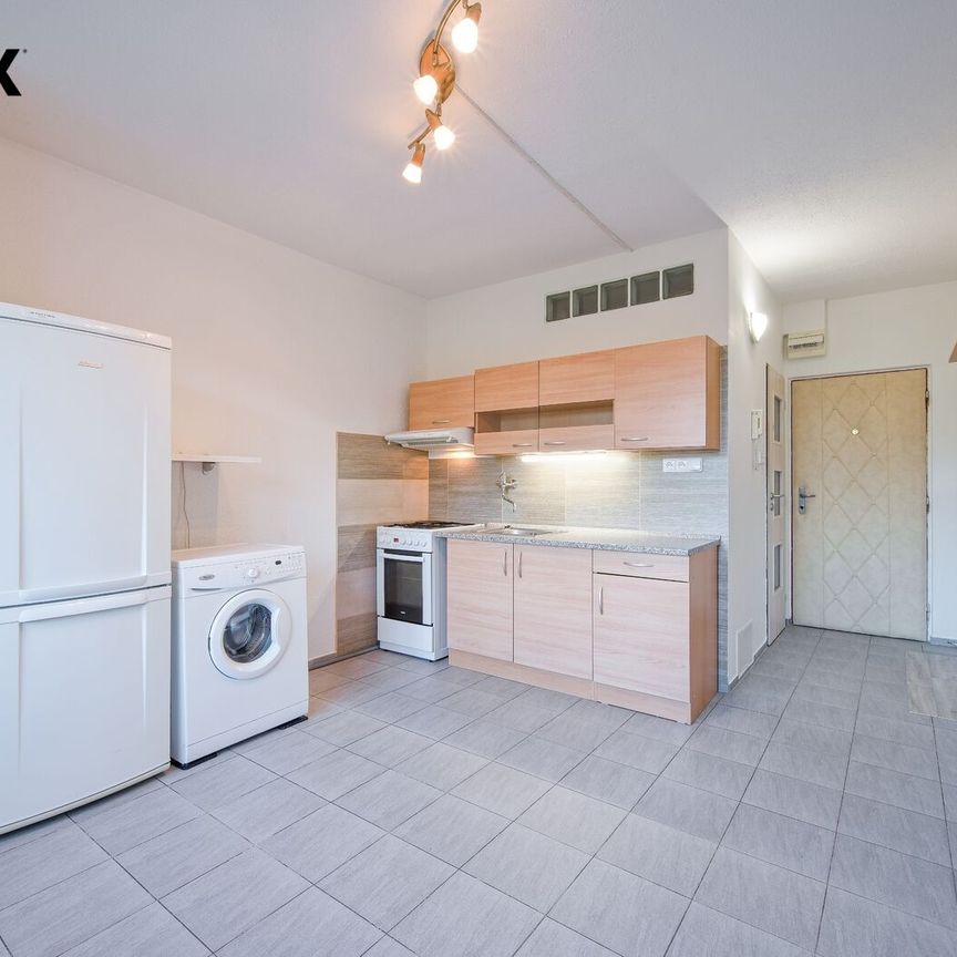 Pronájem bytu 1+1 v osobním vlastnictví 38 m², Cheb - Фото 1