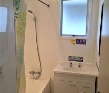 Stonehaven Street, Flaxmere - Photo 4