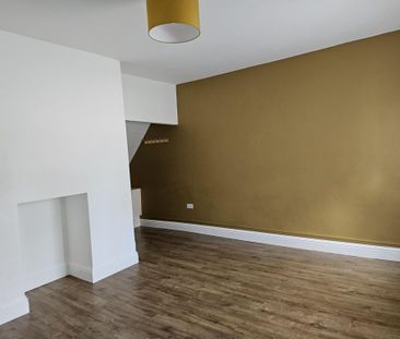 4 bedroom terraced house to rent - Photo 6