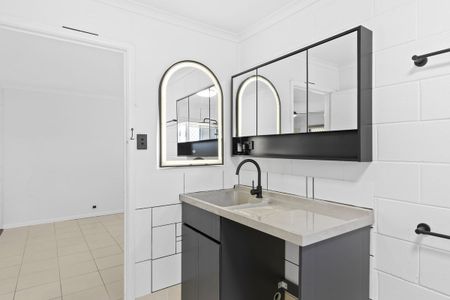 3/126 Marine Parade, Southport QLD 4215 - Apartment For Rent - $550 | Domain - Photo 3