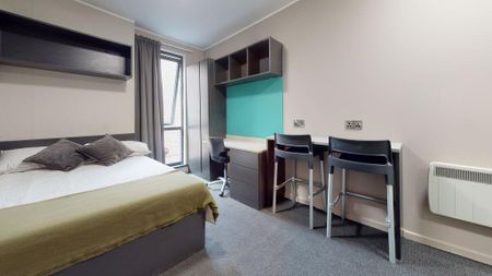 5 bedroom flat to rent - Photo 4