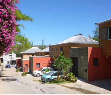 Location Maison 4 pièces 113m² LA POSSESSION 97419 - Photo 2