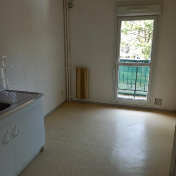 Location : Appartement 3 pièces 60 m2 – VALENTIGNEY - Photo 1