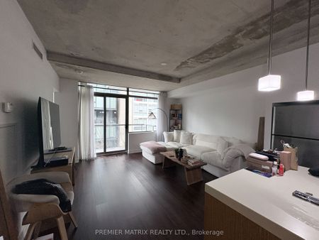 550 Wellington Lofts 55 , #420 - Photo 2